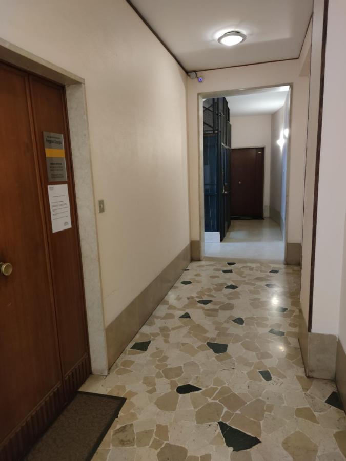Appartamento Emmerosa, Centro Citta, Parcheggio 维罗纳 外观 照片